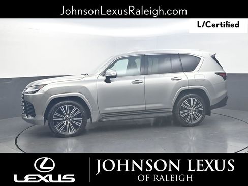 Certified 2024 Lexus LX 600 4WD w/ Luxury Package image 2
