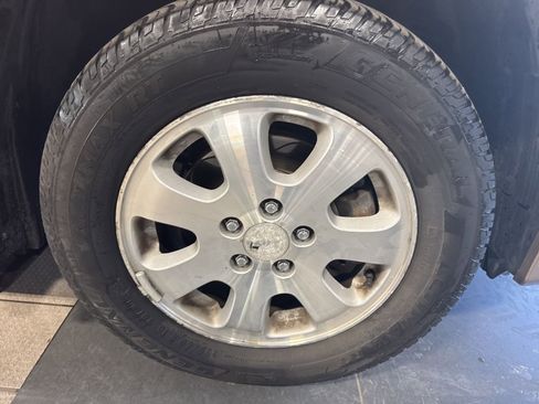 Used 2004 Honda Odyssey EX image 12