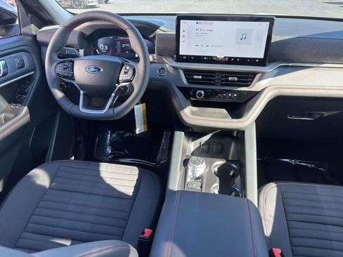 New 2026 Ford Explorer ST-Line w/ ST-Line Street Pack image 31