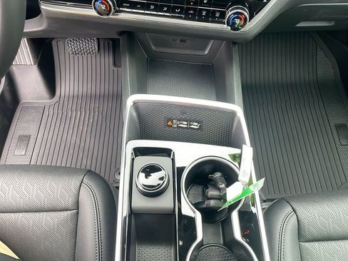 New 2026 Chevrolet Equinox LT w/ Convenience Package II image 17