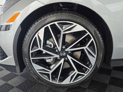 New 2025 Hyundai Ioniq 6 SEL image 10