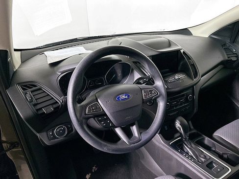 Used 2019 Ford Escape SE image 9