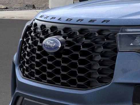 New 2026 Ford Explorer ST-Line w/ ST-Line Street Pack image 17