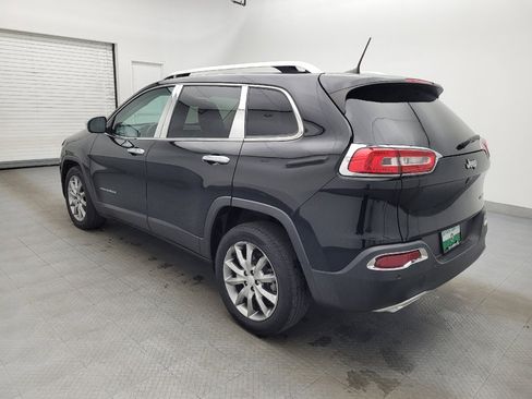 Used 2018 Jeep Cherokee Limited image 3