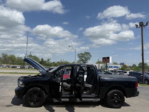 Used 2014 RAM 1500 Express w/ Black Ram 1500 Express Group image 21