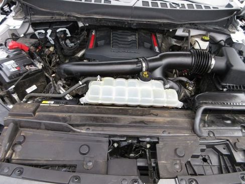 Certified 2023 Ford F150 Raptor image 32