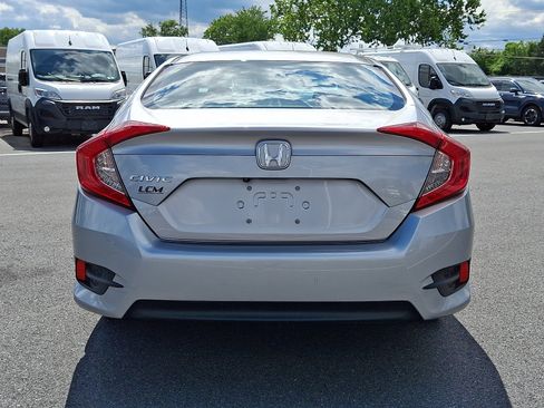 Used 2016 Honda Civic EX image 7
