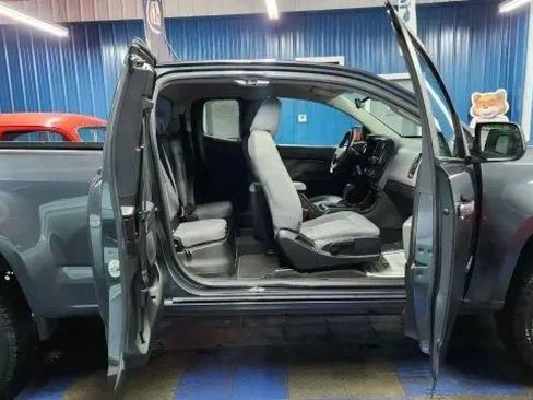 Used 2016 Chevrolet Colorado W/T w/ WT Convenience Package image 22