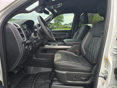 New 2025 RAM 2500 Big Horn image 4
