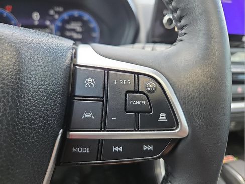 Used 2024 Toyota Grand Highlander FWD image 24