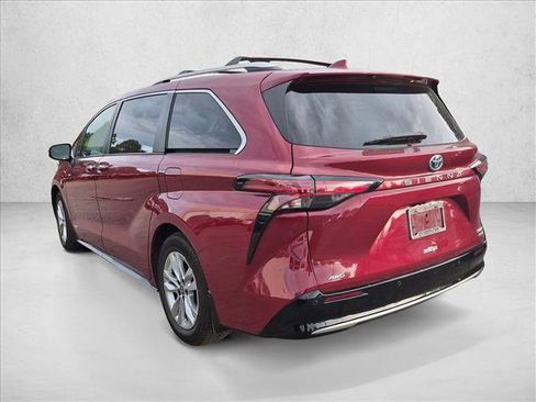 Used 2021 Toyota Sienna Limited AWD/4WD image 7