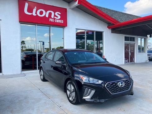 Used 2021 Hyundai Ioniq Blue FWD image 9