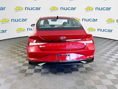 Used 2023 Hyundai Elantra SEL w/ Convenience Package FWD image 6