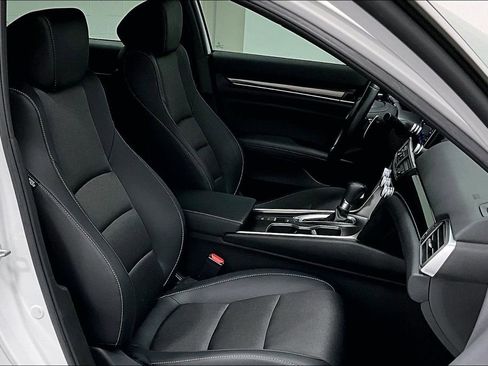 Used 2021 Honda Accord Sport image 10