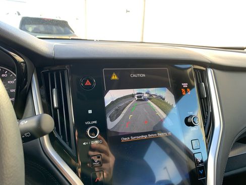 Certified 2025 Subaru Outback Premium image 22