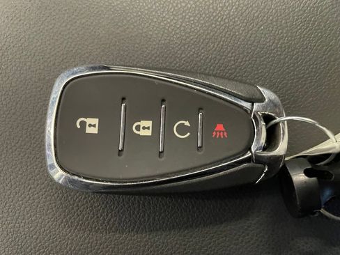 Used 2024 Chevrolet Trax ACTIV w/ Driver Confidence Package FWD image 18