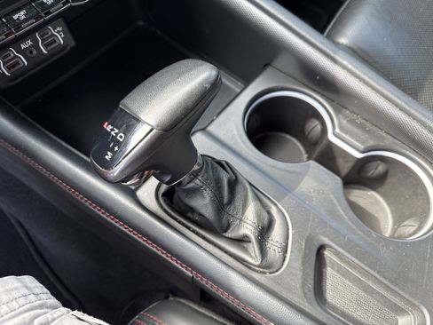 Used 2024 Dodge Durango GT image 23