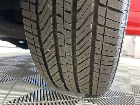 Used 2019 Ford F150 Lariat w/ Equipment Group 502A Luxury image 12