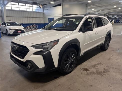 Used 2025 Subaru Outback Onyx Edition XT image 7