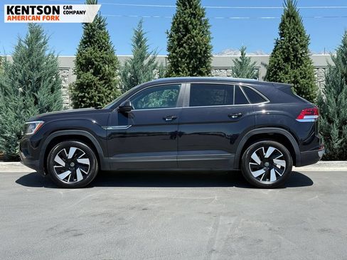 Used 2025 Volkswagen Atlas Cross Sport SE AWD/4WD image 4