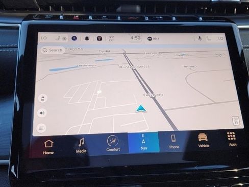 Used 2023 Jeep Grand Cherokee Overland w/ Luxury Tech Group IV image 3