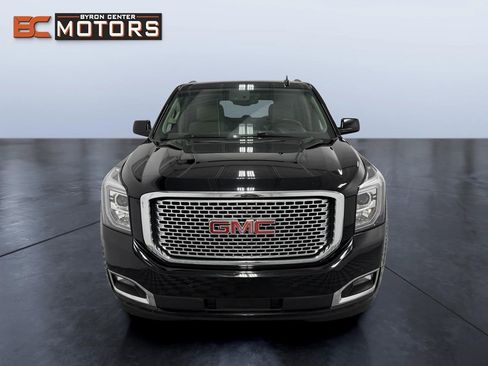 Used 2016 GMC Yukon XL Denali AWD/4WD image 8