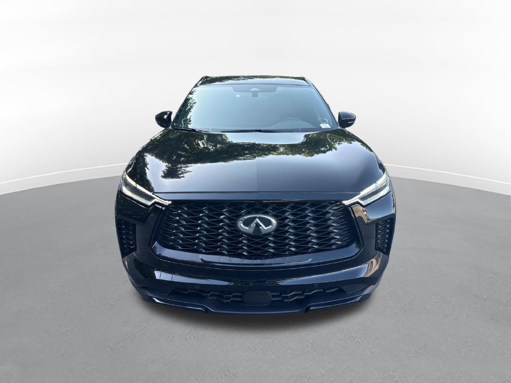 Used 2025 INFINITI QX60 Luxe w/ Black Edition FWD image 3