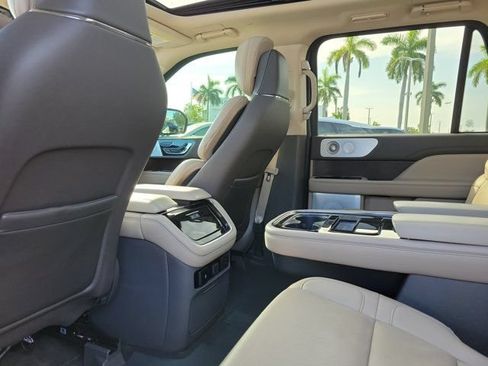 Certified 2024 Lincoln Navigator L Reserve AWD/4WD image 16