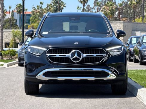 Certified 2026 Mercedes-Benz GLC 300 4MATIC image 9
