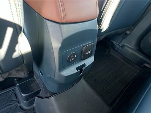 Used 2024 Ford Maverick Lariat w/ FX4 Off-Road Package image 17