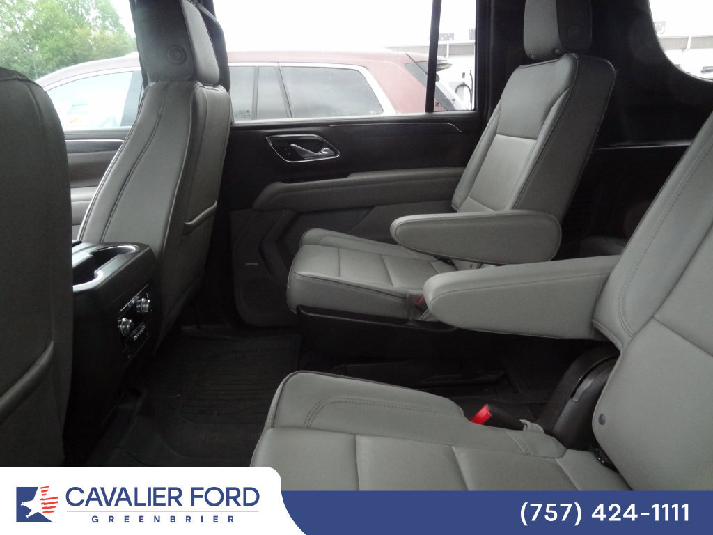 Used 2022 GMC Yukon XL SLT w/ SLT Luxury Package AWD/4WD image 9