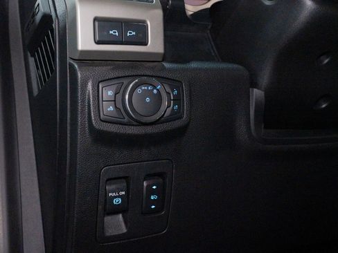 Used 2019 Ford F150 Lariat w/ Equipment Group 502A Luxury image 24