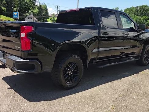 Used 2021 Chevrolet Silverado 1500 Custom Trail Boss AWD/4WD image 6