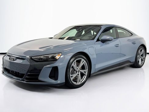 Used 2023 Audi e-tron GT Premium Plus image 1