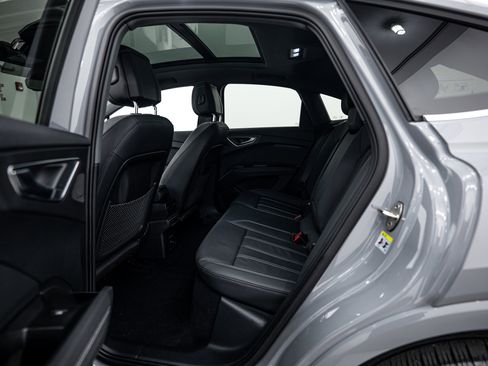 Certified 2023 Audi Q4 e-tron Prestige image 16