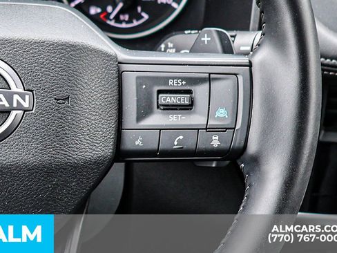 Used 2025 Nissan Rogue SV FWD image 36