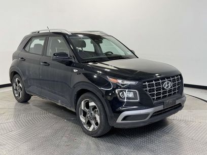 Used 2023 Hyundai Venue SEL w/ Cargo Package