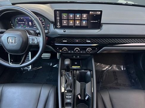 Certified 2025 Honda Accord Sport image 27