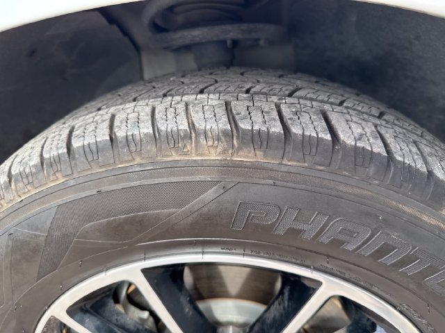 Used 2019 Dodge Grand Caravan SXT w/ Blacktop Package FWD image 28