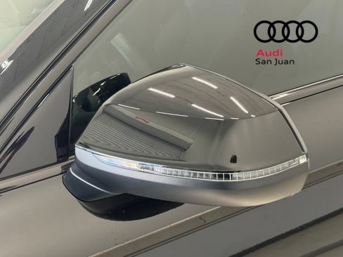 Used 2023 Audi Q5 e Prestige w/ Prestige Package AWD/4WD image 6