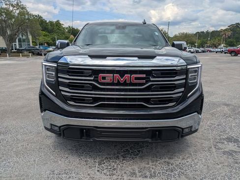 Used 2025 GMC Sierra 1500 SLT RWD image 9