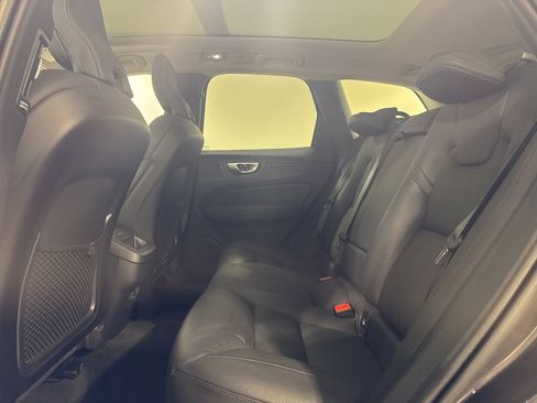 Used 2023 Volvo XC60 B5 Plus w/ Climate Package AWD/4WD image 22