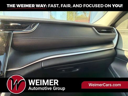 Used 2024 Jeep Grand Cherokee L Laredo AWD/4WD image 24
