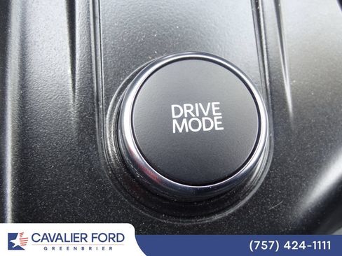 Used 2026 Ford Explorer ST-Line w/ ST-Line Street Pack AWD/4WD image 36