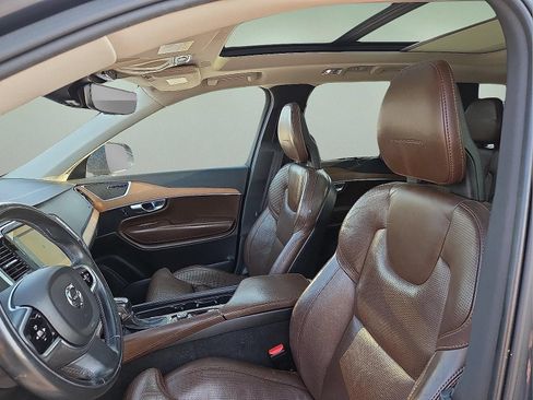 Used 2018 Volvo XC90 T6 Inscription w/ Convenience Package AWD/4WD image 13