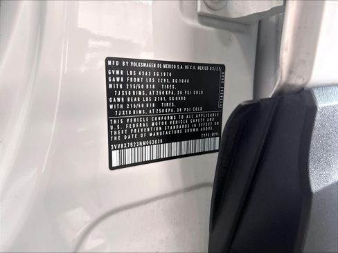 Used 2022 Volkswagen Taos SE FWD image 22