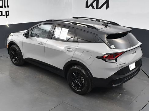 Certified 2025 Kia Sportage X-Pro AWD/4WD image 12