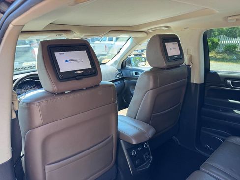 Used 2014 Lincoln MKT AWD w/ Equipment Group 201A image 12