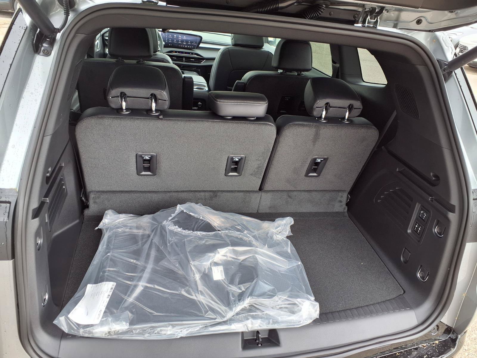New 2026 Buick Enclave Sport Touring w/ Power Package FWD image 19