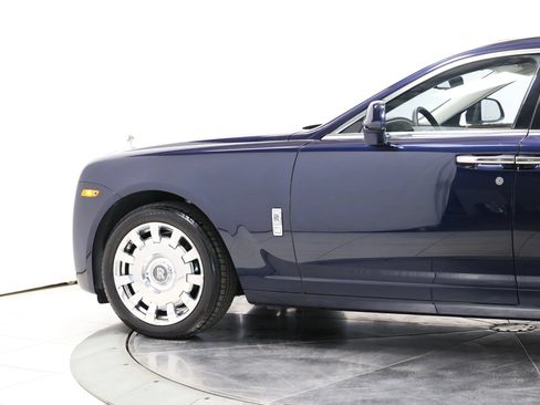 Used 2015 Rolls-Royce Ghost RWD image 7